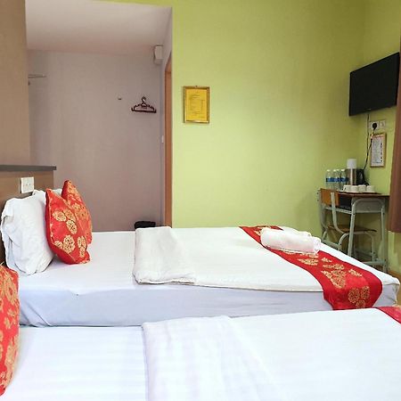 Oyo 90964 Melody 88 Inn Miri Exterior foto