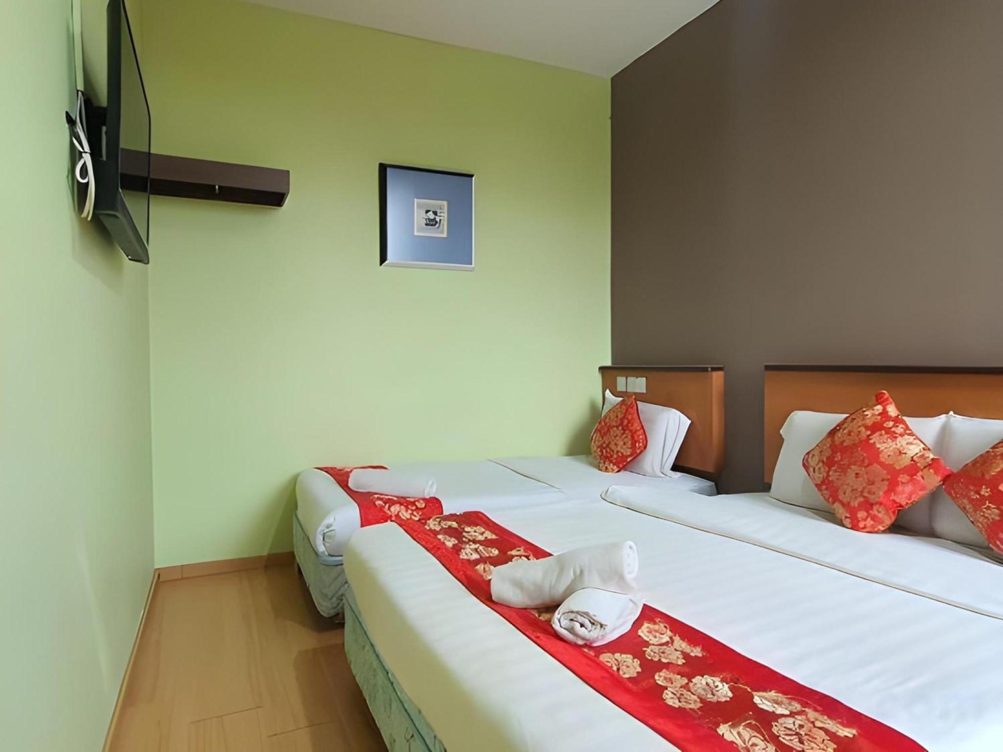 Oyo 90964 Melody 88 Inn Miri Exterior foto